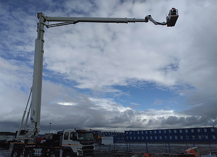 Bronto Skylift S90HLA теперь и в Мурманске